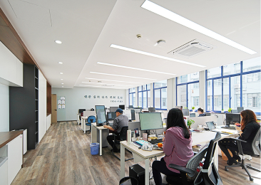 湖北紅點(diǎn)科技有限公司|關(guān)于我們，辦公環(huán)境